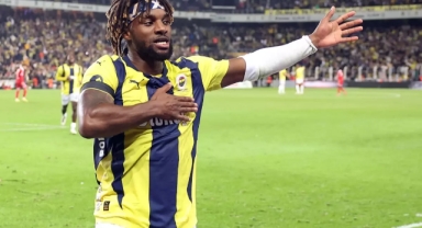 Yeni takımına imzayı atıyor 