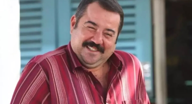 Gözlerden uzak yaşadığı aşkıyla ilk kez ortaya çıktı