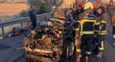 Lüks araç hurdaya döndü