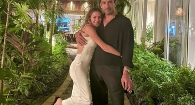 Sinem Kobal'dan yıllar sonra bikinili paylaşım