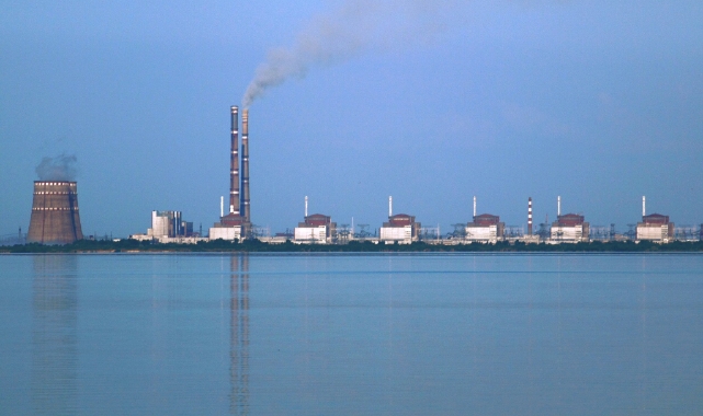 IAEA Uyardı: Zaporijya Nükleer Santrali Vuruldu, Büyük Risk Oluştu