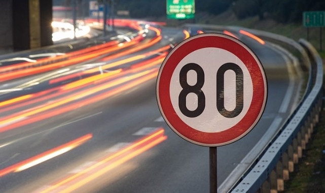 Türkiye Genelinde Trafik İşaretleri ve Hız Sınırlarında Yeni Düzenleme Başladı