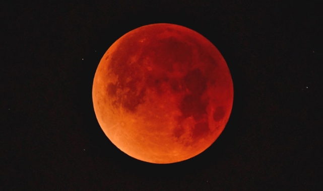 Astrologdan Balık Burcundaki Ay Tutulmasına Dair Çarpıcı Öngörüler