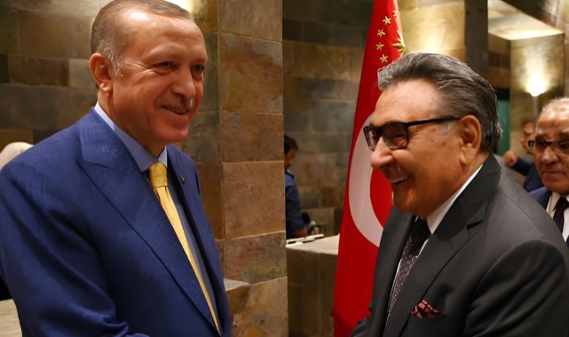 Ertuğrul Özkök’ten Çarpıcı Medya Yorumu: “İktidarın %90’ı Elinde Ama %10 Her Gün Onları Yeniyor”