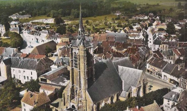 Fransa’nın Fère-en-Tardenois Kasabasında Kebapçı Açılması Yasaklandı — Adana’dan Tepki