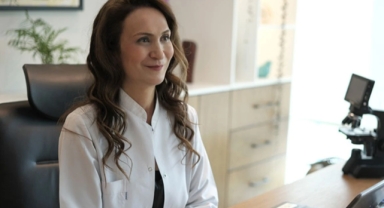 Uzman Dr. Fatma Menteş Uyardı: Sırt Sivilcesi İhmal Edilmemeli
