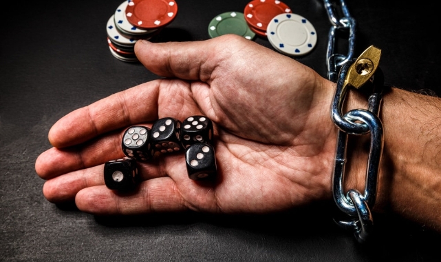 Yeşilay Raporu Şok Etkisi Yarattı: “Kumara Başlama Yaşı 15’e Düştü, 10 Kişiden 1’i Temas Ediyor”