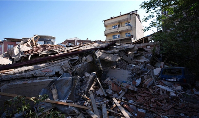 Balıkesir Sındırgı’da 848,95 Milyon TL’lik Afet Konutu İhalesi AKP’li Firma Biroğlu İnşaat’a Verildi
