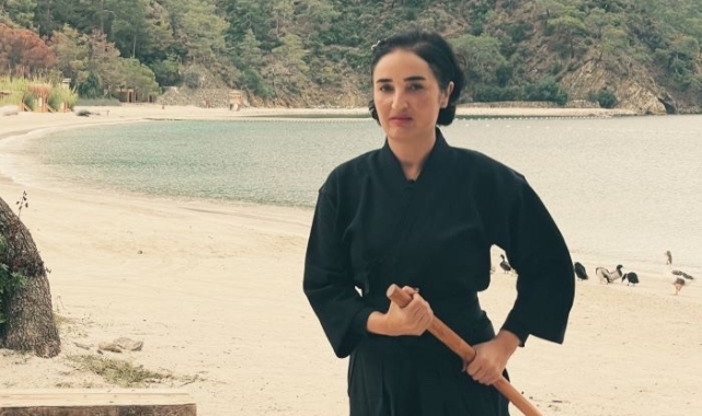 Fadik Sevin Atasoy, İlk Kadın Samuray Okuluna Seçilen Türk Oyuncu Oldu