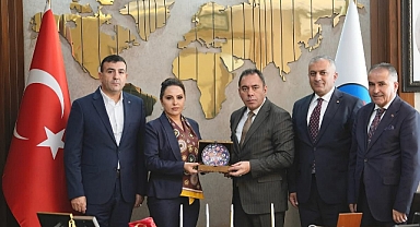 Grand Ani Hotel'den Anlamlı Ev Sahipliği: Cumhurbaşkanımız ve Milli Savunma Bakanımızın Desteklediği Kadın Futbolunun Gururu Kars'ta Kutlandı