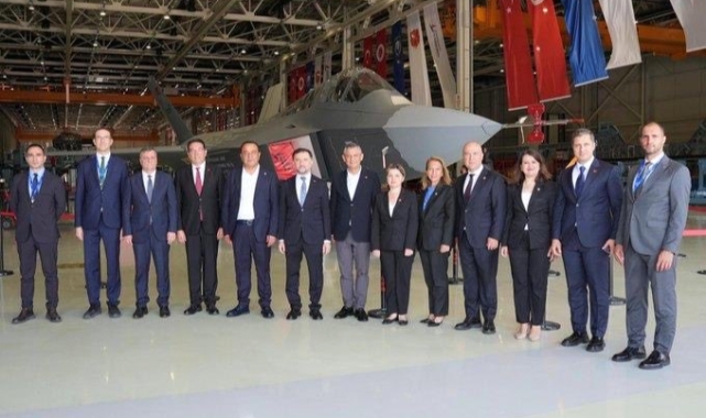 Özgür Özel’den KAAN’a Destek Mesajı: “Gücünü Dışarıdan Değil Milletimizden Alıyor”