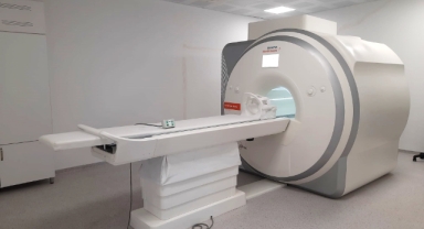 İzmir Tire Devlet Hastanesi’nde skandal: MR cihazında unutulan kadın kendi çabasıyla çıktı