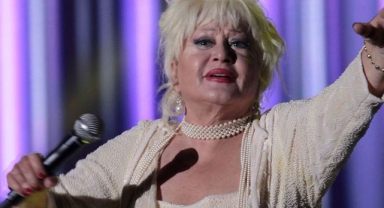 Türk Sanat Müziği Efsanesi Muazzez Abacı Hayatını Kaybetti