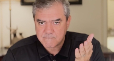 Yılmaz Özdil’den Özgür Özel’in Paylaşımına Tepki: “Belge Gizli Değil, Herkes Ulaşabilir”