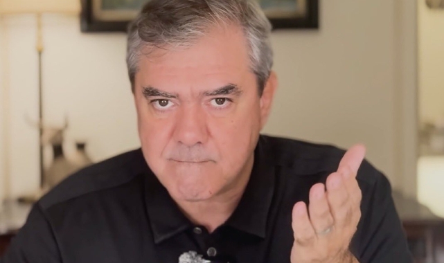 Yılmaz Özdil’den Özgür Özel’in Paylaşımına Tepki: “Belge Gizli Değil, Herkes Ulaşabilir”