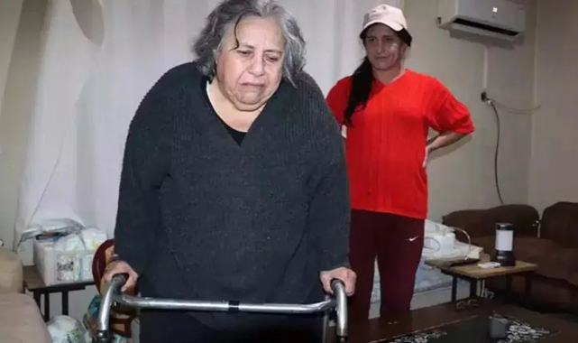 75 Yaşındaki Kadın, 