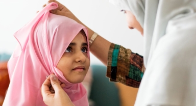 Avusturya'da Tartışma Yaratan Teklif: 14 Yaşından Küçük Kız Öğrencilere Başörtüsü Yasağı Geliyor