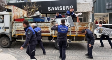 Bandırma’da Kaldırım İşgallerine Sıkı Denetim: Başkan Mirza’dan Net Mesaj