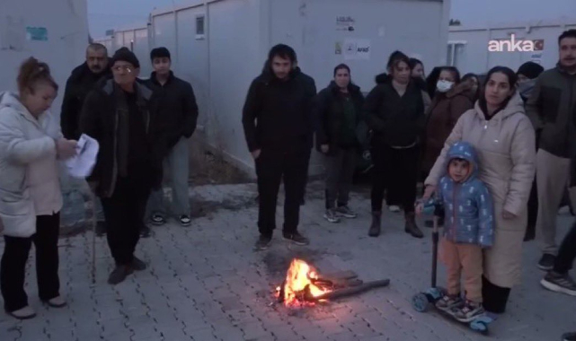 Malatya'da Konteyner Kentte Kalan Depremzedelere Tahliye Baskısı: Elektrikler Kesildi
