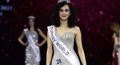 Miss Turkey 2025 Güzeli Seçildi! Sıla Saraydemir