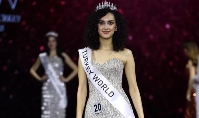 Miss Turkey 2025 Güzeli Seçildi! Sıla Saraydemir