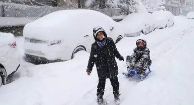 Okullar Şimdiden Tatil Edildi!