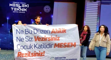 Özel Sektör Öğretmenleri Sendikası Protestosunda Gözaltılar: 