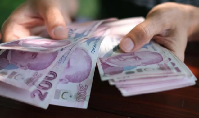 O Emeklilere 1 Maaş İkramiye