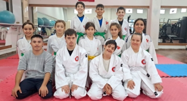 YUNUSEMRE'DE DOWN SENDROMLU BİREYLERE YÖNELİK JUDO KURSLARI BAŞLADI
