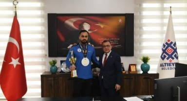 Altıeylül’ün Milli Sporcusu Ömer Pullu, Türkiye Şampiyonası İçin Zirveye Odaklandı