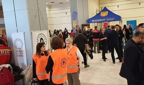 Ayvalık Afet Arama Kurtarma Gönüllüleri (AYKUT), İzmir’de Düzenlenen Afet Programında Tanıtım Çalışmalarına Katıldı
