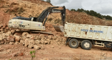 Kepez’de Masa Dağı Rampasında Heyelan Tehlikesine Karşı Kapsamlı Çalışma