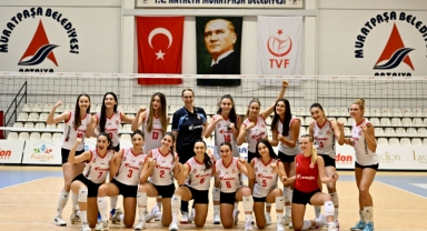 Muratpaşa Belediyespor Galibiyet Serisini Beş Maça Taşıdı