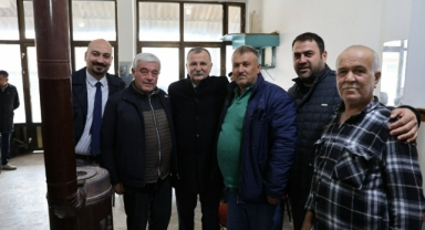 Yunusemre’de Mahalle Buluşmaları Sürüyor: Başkan Balaban Üçpınar’da İncelemelerde Bulundu