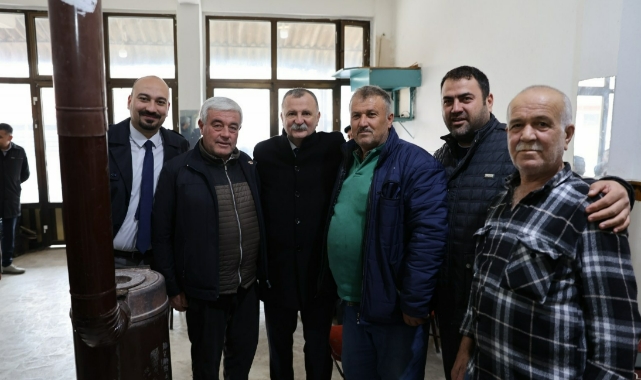 Yunusemre’de Mahalle Buluşmaları Sürüyor: Başkan Balaban Üçpınar’da İncelemelerde Bulundu