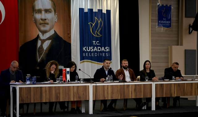 Kuşadası’nda Yol Yatırımları ve Spor Destekleri İçin Kredi Talebi Mecliste Görüşüldü