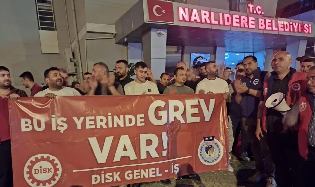 İzmir'de CHP'li 4 Belediyede Kriz