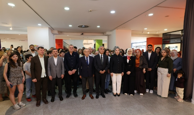 Küçükçekmece’de Sanat Buluşması: “Kendi Gölgemde” Sergisi Kapılarını Açtı
