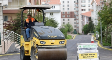 Mamak’ta Asfalt Çalışmaları Planlı Şekilde Sürüyor