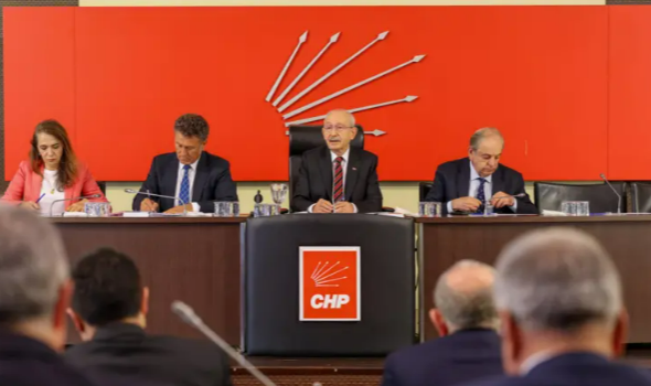 CHP'DE KURULTAY TAKVİMİ NETLEŞTİ