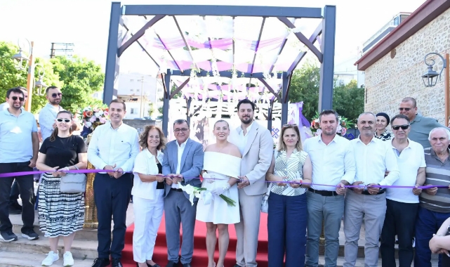 Altıeylül'e Açık Hava Nikâh Salonu Kazandırıldı