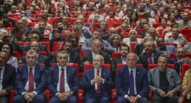 CHP’nin rozet törenindeki “figüran” iddiasına soruşturma