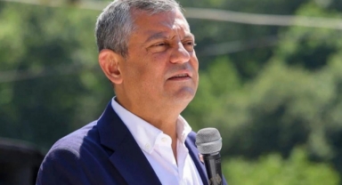 Özgür Özel'den 
