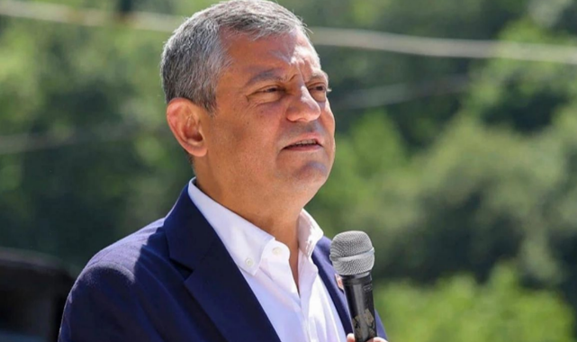 Özgür Özel'den