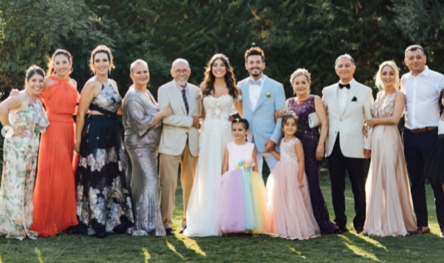 Ünlü Oyuncu Boşanıyor!